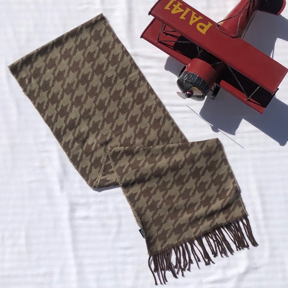 Cejon Houndstooth Winter Scarf